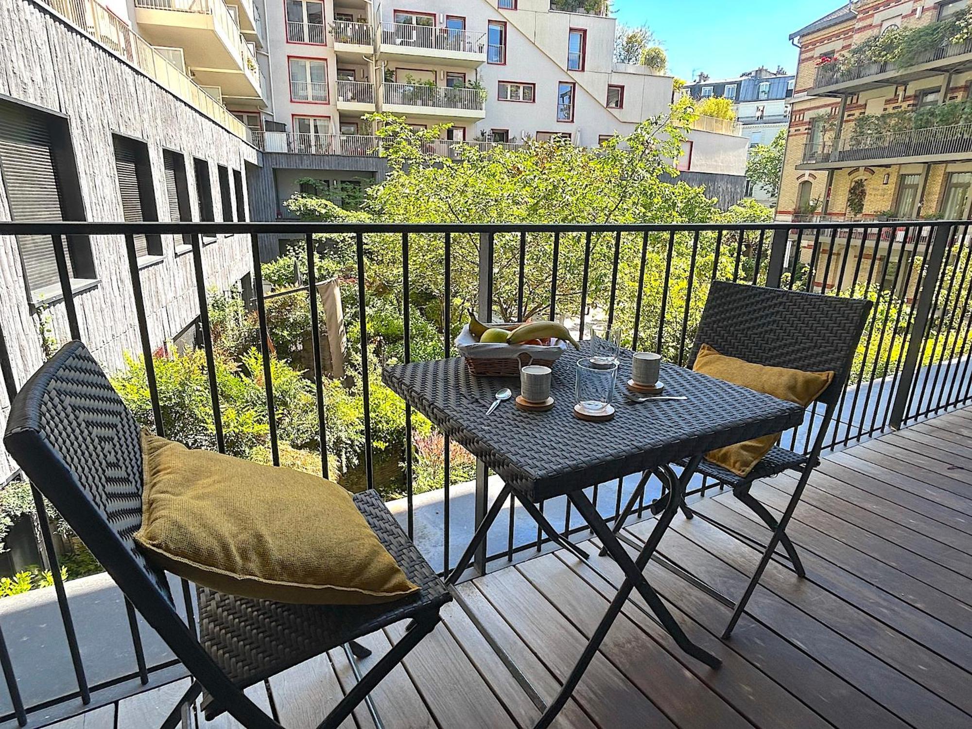 Saussure Apartment *